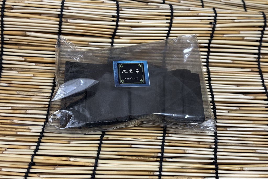 飲料水・炊飯用竹炭100グラムのパッケージ写真